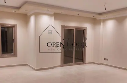 Apartment - 3 Bedrooms - 2 Bathrooms for rent in Al Gezira St. - South Investors Area - New Cairo City - Cairo