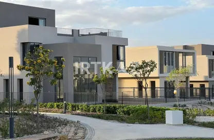 Apartment - 2 Bedrooms - 3 Bathrooms for sale in Sodic East - 6th District - New Heliopolis - Cairo