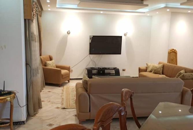 8111603 - Property Image 2