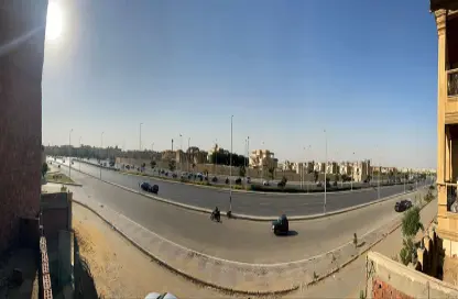 بناية كاملة - استوديو - 8 حمامات للبيع في محور محمد نجيب - ابو الهول - مدينة القاهرة الجديدة - القاهرة