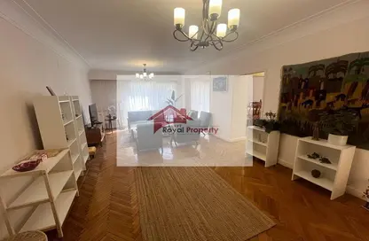 Apartment - 3 Bedrooms - 2 Bathrooms for rent in Shagaret Al Dor St. - Zamalek - Cairo