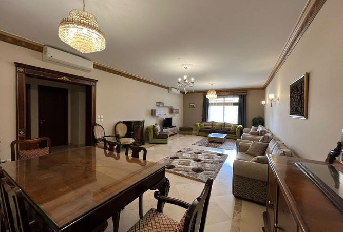 8373813 - Property Image 3