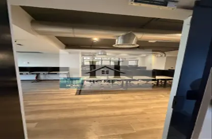 مساحات مكتبية - استوديو - 3 حمامات للايجار في ايزولا شيراتون - شارع الصعقه - شيراتون المطار - النزهة - القاهرة