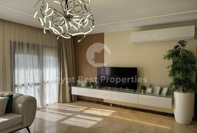 8197031 - Property Image 2