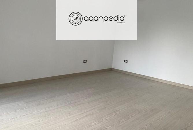 8029606 - Property Image 2