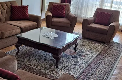 شقة - 3 غرف نوم - 2 حمامات للايجار في الزمالك - القاهرة