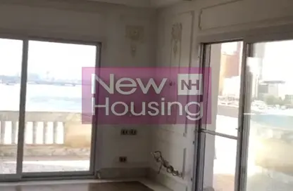 Apartment - 4 Bedrooms - 4 Bathrooms for sale in Zamalek - Cairo