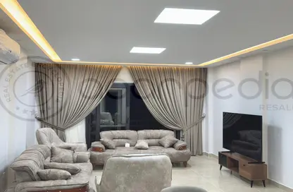 شقة - 3 غرف نوم - 3 حمامات للبيع في فيفث سكوير - التجمع الخامس - مدينة القاهرة الجديدة - القاهرة