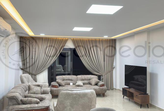 8206089 - Property Main Image