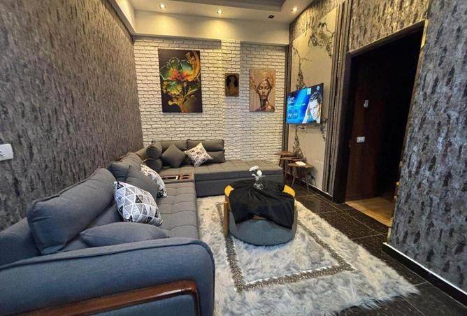 8102943 - Property Main Image