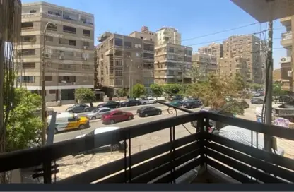 Apartment - 3 Bedrooms - 1 Bathroom for rent in Al Hegaz St. - Roxy - Heliopolis - Masr El Gedida - Cairo