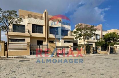 Twin House - 4 Bedrooms - 5 Bathrooms for sale in Alma - 2nd District - Sheikh Zayed City - Giza