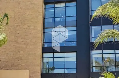 مساحات مكتبية - استوديو - 3 حمامات للايجار في فى90 - شارع التسعين الشمالي - التجمع الخامس - مدينة القاهرة الجديدة - القاهرة