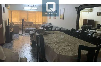 Apartment - 2 Bedrooms - 2 Bathrooms for sale in Al Zahraa St. - El-Basatin Sharkeya - El Basatin - Cairo