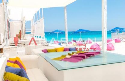 Chalet - 2 Bedrooms - 2 Bathrooms for sale in Mountain View - Ras Al Hekma - North Coast