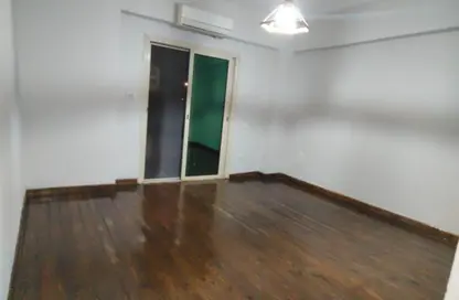 شقة - 3 غرف نوم - 2 حمامات للايجار في حى اسكان الجامعه الامريكية - كمبوندات التجمع الخامس - التجمع الخامس - مدينة القاهرة الجديدة - القاهرة