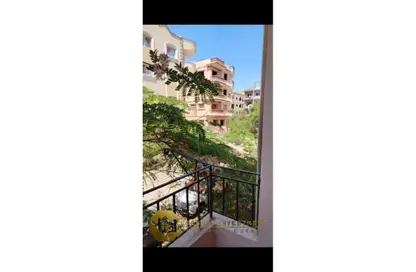 Apartment - 3 Bedrooms - 2 Bathrooms for sale in Street 10 - 11th District - Sheikh Zayed City - Giza Apartment - 3 Bedrooms - 2 Bathrooms for sale in Street 10 - 11th District - Sheikh Zayed City - Giza