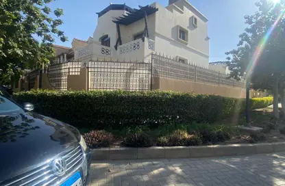 تاون هاوس - 6 غرف نوم - 5 حمامات للبيع في مول هايد بارك بيزنس - شارع التسعين الجنوبي - التجمع الخامس - مدينة القاهرة الجديدة - القاهرة