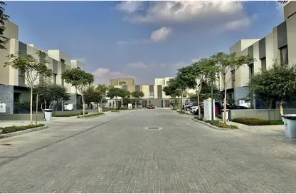 Apartment - 2 Bedrooms - 2 Bathrooms for sale in Al Burouj Compound - El Shorouk Compounds - Shorouk City - Cairo