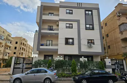 Apartment - 3 Bedrooms - 1 Bathroom for rent in 8th Area - Shorouk City - Cairo
