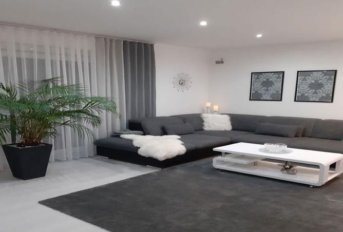 8319757 - Property Main Image