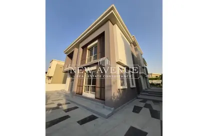 Villa - 4 Bedrooms - 5 Bathrooms for sale in Cairo Festival City - North Investors Area - New Cairo City - Cairo