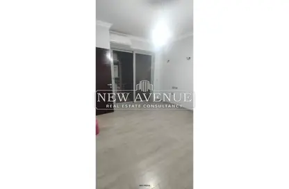دوبلكس - 3 غرف نوم - 3 حمامات للبيع في كمبوند فيلدج جاردن القطامية - كمبوندات التجمع الخامس - التجمع الخامس - مدينة القاهرة الجديدة - القاهرة