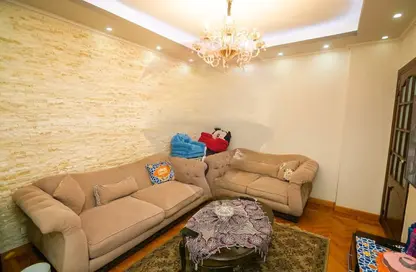 Apartment - 2 Bedrooms - 1 Bathroom for sale in Ibrahimia - Hay Wasat - Alexandria