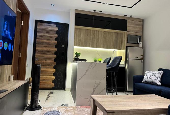 8013873 - Property Image 2