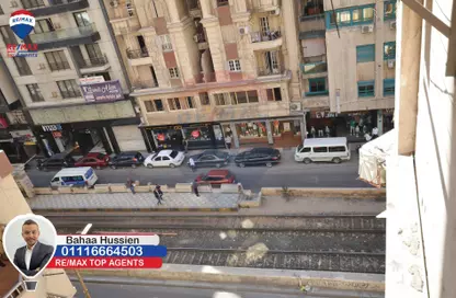Apartment - 3 Bedrooms - 2 Bathrooms for rent in Abdel Salam Aref St. - Laurent - Hay Sharq - Alexandria