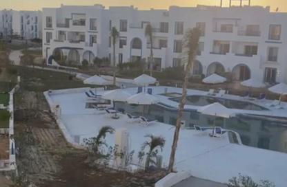 Chalet - 3 Bedrooms - 2 Bathrooms for sale in Mountain View - Ras Al Hekma - North Coast