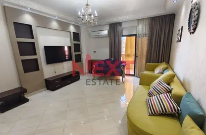 Apartment - 3 Bedrooms - 2 Bathrooms for sale in Shady Abdel Salam St. - Miami - Hay Awal El Montazah - Alexandria