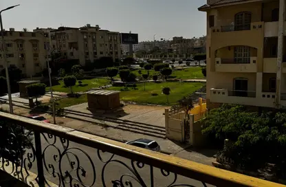 Apartment - 2 Bedrooms - 2 Bathrooms for sale in Fatma Al Sharbatly Mosque - District 3 - The 5th Settlement - New Cairo City - Cairo