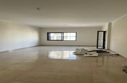 شقة - 3 غرف نوم - 3 حمامات للايجار في مون ريزيدنس - فيفث سكوير - التجمع الخامس - مدينة القاهرة الجديدة - القاهرة