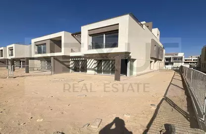 Townhouse - 4 Bedrooms - 5 Bathrooms for sale in Palm Hills Village Avenue - North Investors Area - New Cairo City - Cairo