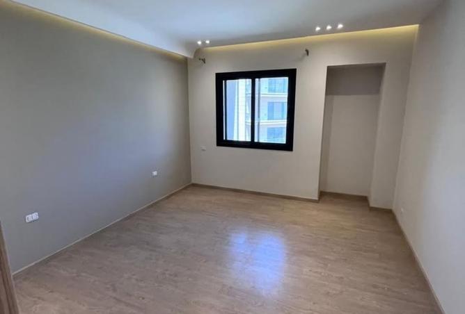 8215439 - صورة العقار 2