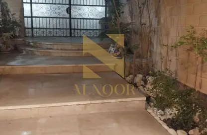 فيلا - 5 غرف نوم - 3 حمامات للايجار في الجومان - الحي السابع - الشيخ زايد - الجيزة فيلا - 5 غرف نوم - 3 حمامات للايجار في الجومان - الحي السابع - الشيخ زايد - الجيزة