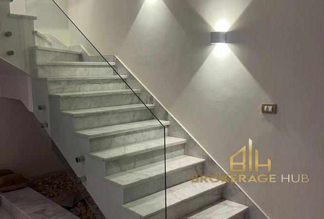 8351614 - Property Image 2