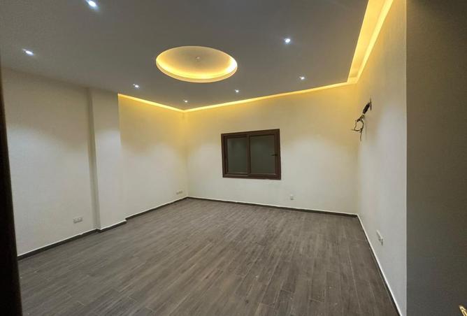 7941400 - Property Image 2