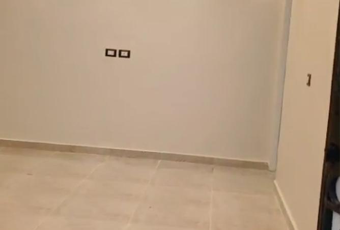 8008405 - Property Image 3