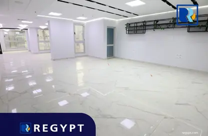 طابق كامل - استوديو - 3 حمامات للايجار في بافاريا تاون - زهراء المعادي - حي المعادي - القاهرة