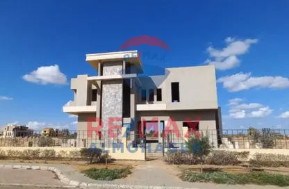 فيلا - 6 غرف نوم - 3 حمامات للبيع في ايفي - طريق مصر اسكندرية الصحراوي - الجيزة