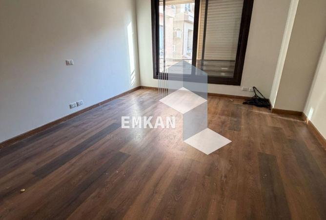 8401464 - Property Image 2