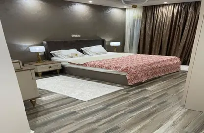 Apartment - 2 Bedrooms - 2 Bathrooms for sale in Galleria Moon Valley - South Investors Area - New Cairo City - Cairo