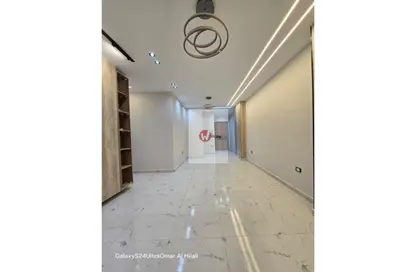 شقة - 3 غرف نوم - 2 حمامات للبيع في حدائق الاهرام - الجيزة