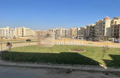 Apartment - 3 Bedrooms - 2 Bathrooms for sale in North Lotus - El Lotus - New Cairo City - Cairo