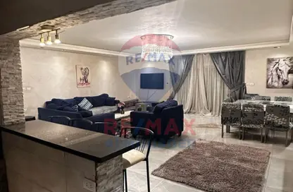 Apartment - 3 Bedrooms - 3 Bathrooms for rent in Al Dokki St. - Al Agouza - Giza