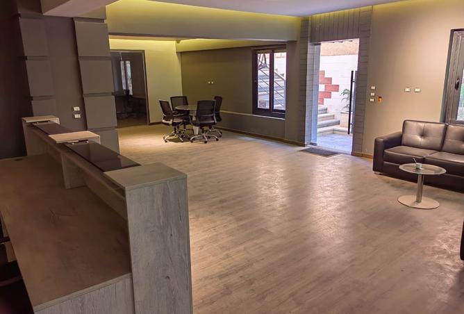 8419095 - Property Image 2