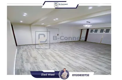 Apartment - 2 Bedrooms - 1 Bathroom for sale in Gamal Abdel Nasser Road - Sidi Beshr - Hay Awal El Montazah - Alexandria