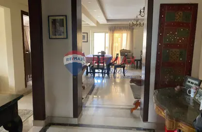Apartment - 2 Bedrooms - 2 Bathrooms for sale in Almaza St. - Almazah - Heliopolis - Masr El Gedida - Cairo